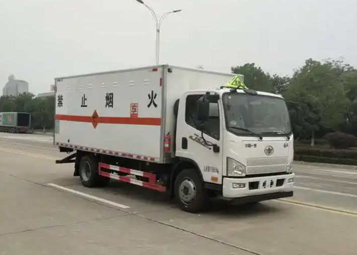 乌达爆破器材运输车可以上高速吗？
